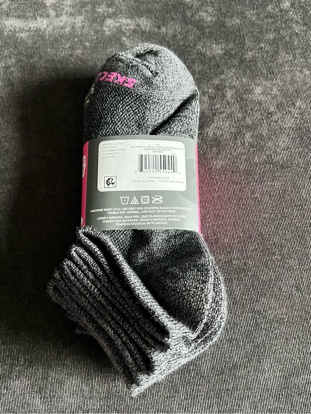 NWT Skechers Women’s Low Cut Socks 6-Pack